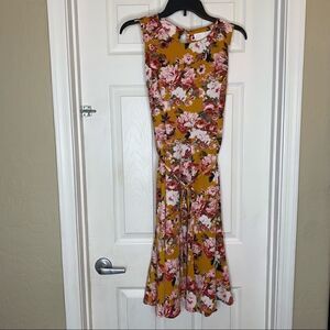Superfoxx Dress A Line Sleeveless Floral Tie Waist Size M